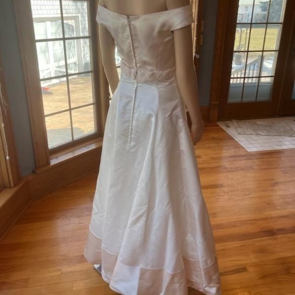 *Demetrios Ivory Cream Satin Detachable Train Wedding Dress Bridal Gown Size 6 - Picture 15 of 15